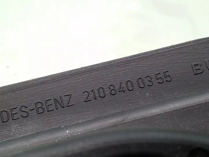 Mercedes-Benz S W220 (1998 - 2006) 2108400355 Прочие детали салона — фото 5