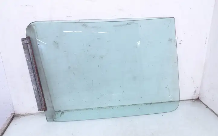 Ford Transit (2006 - 2013) Стекло передней двери — фото 1