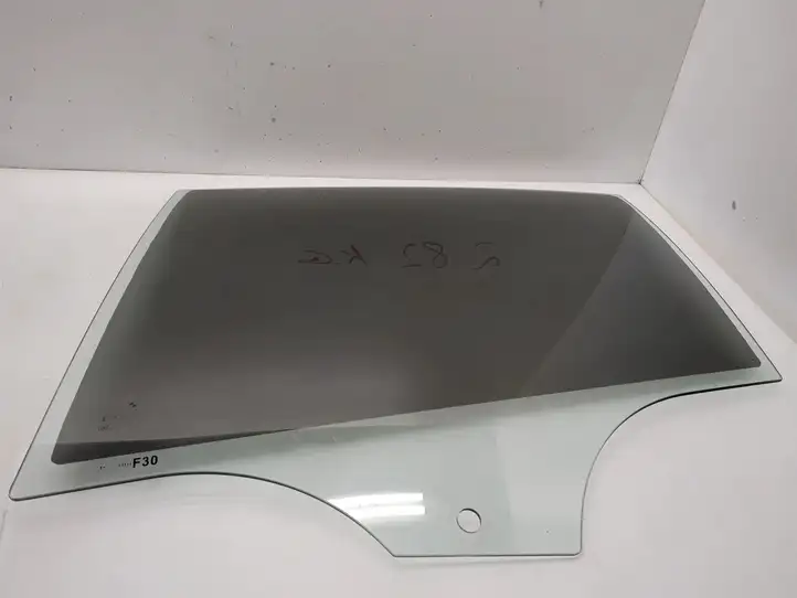 BMW 3 F30 F35 F31 (2012 - 2018) 43R001735 Стекло задней двери — фото 1