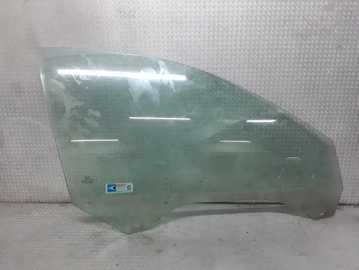 Audi A6 (1997 - 2001)   Основное стекло передних дверей (четырехдверного автомобиля)