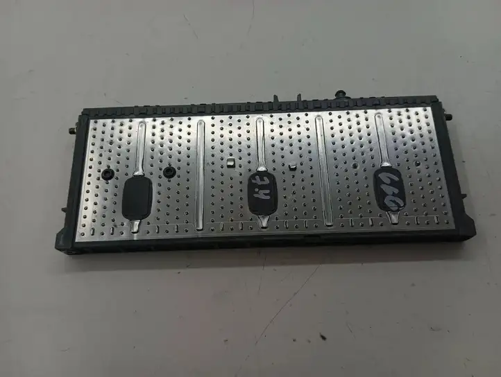 Lexus GS 300 350 430 450h (2004 - 2007) 275RCP01747K Модуль аккумуляторной батареи гибридного автомобиля / электромобиля — фото 1