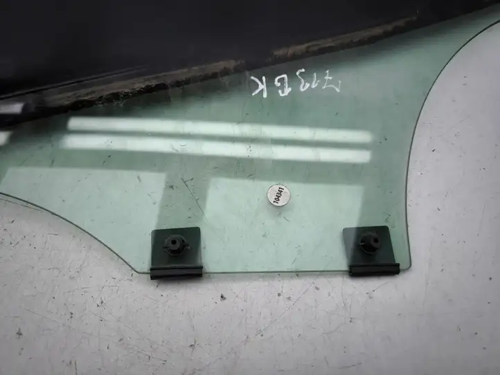 Renault Clio V (2019 - )   Основное стекло задних дверей