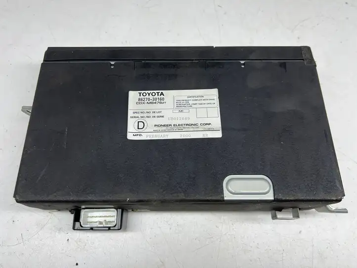 Lexus GS 300 350 430 (2000 - 2004) 8627030160 CD/DVD чейнджер — фото 3