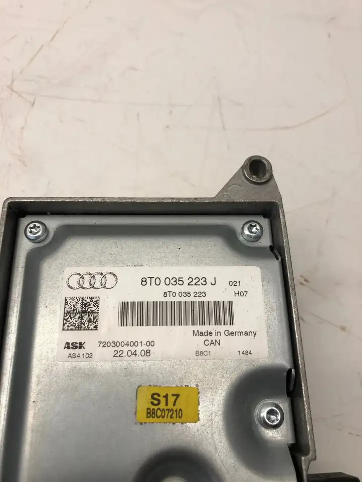Audi A4 S4 B8 8K (2007 - 2011) 8T0035223J Усилитель звука — фото 6