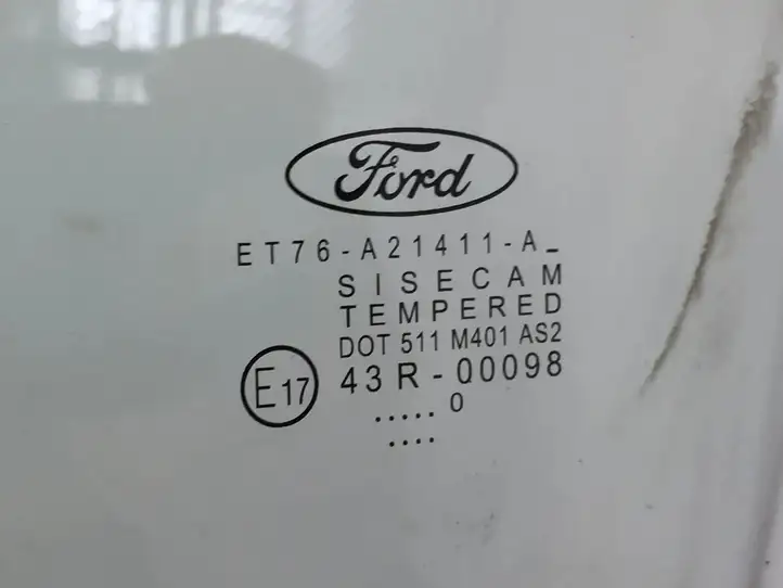 Ford Transit Courier (2014 - 2022) ET76A21411A Стекло передней двери — фото 2