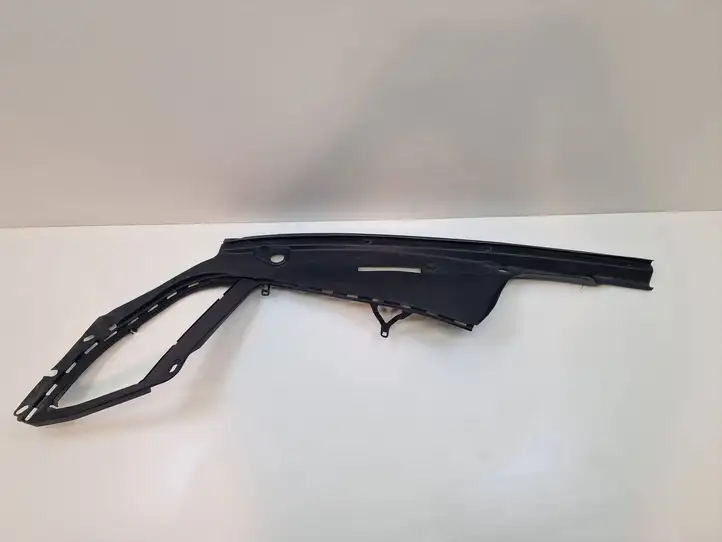 BMW 5 F10 F11 (2009 - 2016)  7019804 Другая деталь отсека двигателя