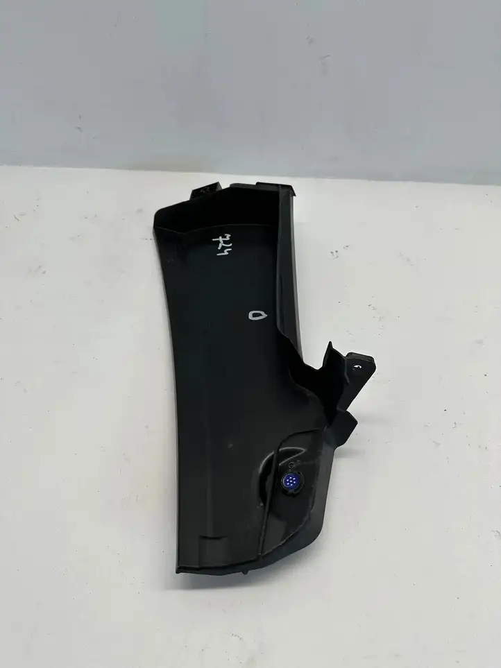 BMW 3 F30 F35 F31 (2012 - 2018) 9206467 Прочие детали салона — фото 10