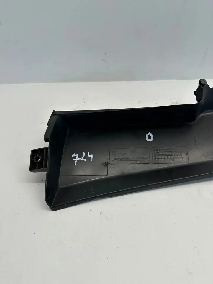 BMW 3 F30 F35 F31 (2012 - 2018) 9206467 Прочие детали салона — фото 11