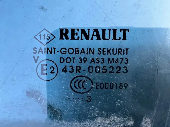 Renault Zoe (2012 - ) E000189 Стекло передней двери — фото 2