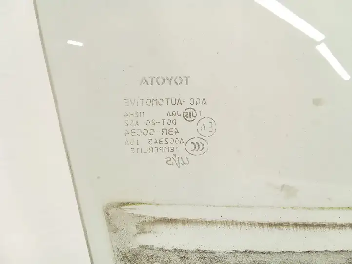 Toyota RAV 4 (XA30) (2006 - 2016) Стекло передней двери — фото 2