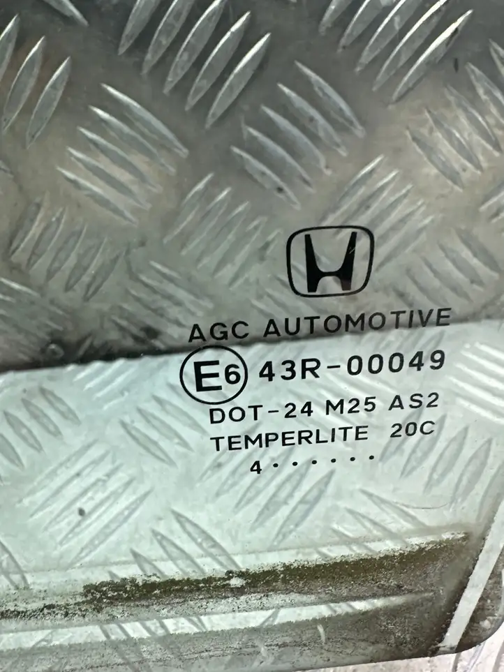 Honda CR-V (2012 - 2016) 43R00049 Стекло задней двери — фото 2