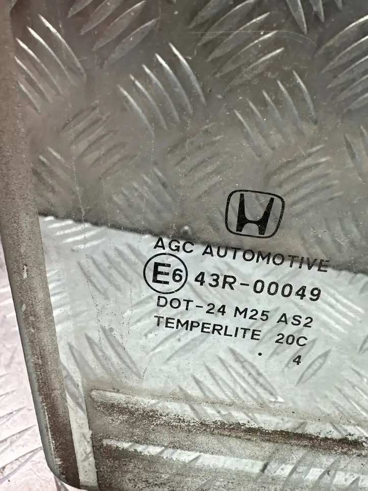 Honda CR-V (2012 - 2016) 43R00049 Стекло задней двери — фото 2
