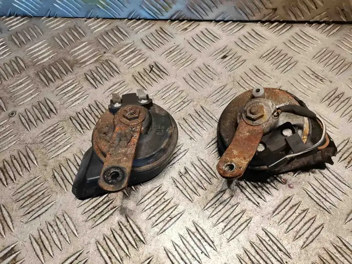 Mercedes-Benz CLK A209,C209 (2002 - 2009) 0045428120 Звуковой сигнал — фото 2