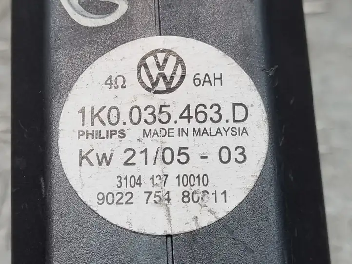 Volkswagen Golf V (2003 - 2009) 310413405910 Усилитель звука — фото 2