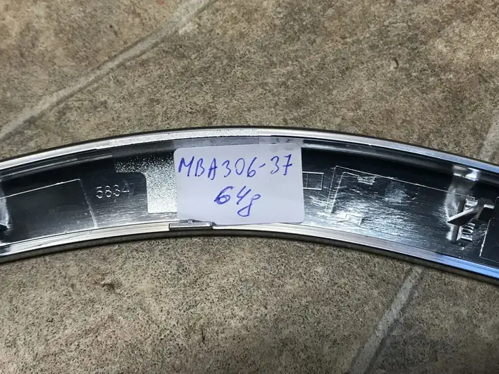 Mercedes-Benz CLA C117,X117,W117 (2013 - 2019) A1767200922 Прочие внешние детали — фото 4