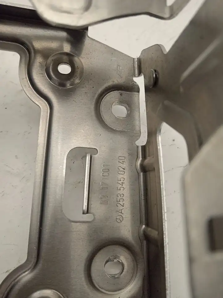 Mercedes-Benz GLC X253/C253 (2015 - )  A2535450240 Другая деталь салона