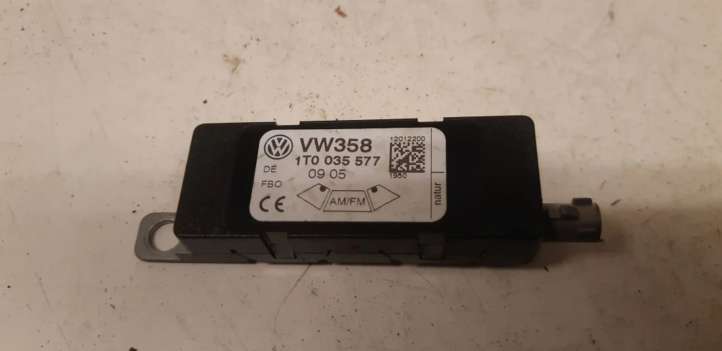 1T0035577 Volkswagen Touran I Antenos valdymo blokas