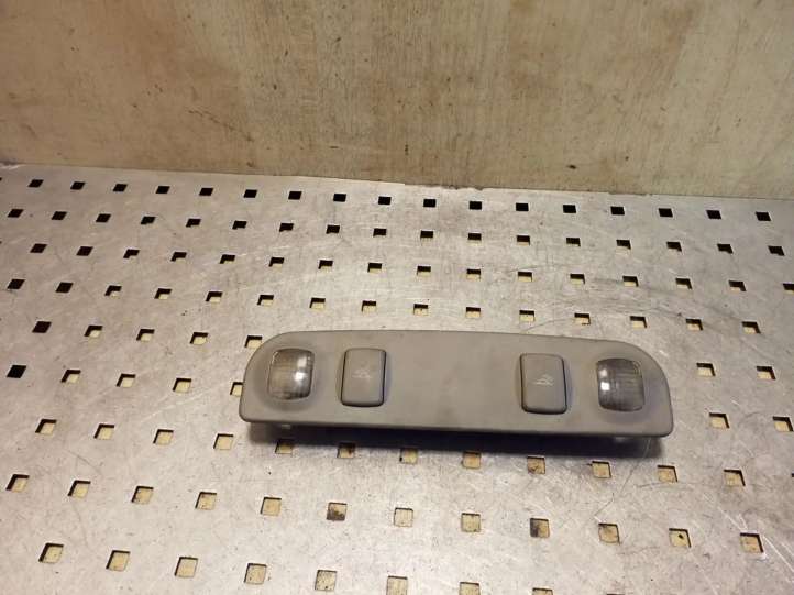 Audi A4 (2000 - 2006)  8E0947111A Задняя подсветка