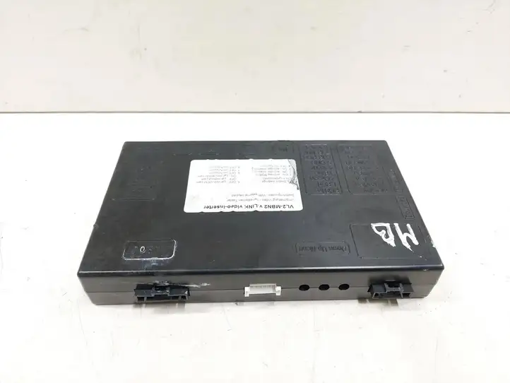 Mercedes-Benz R W251 (2005 - 2013) E1110R035384 Усилитель антенны — фото 2