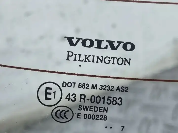 Volvo C70 (2005 - 2009) 43R001583 Заднее стекло — фото 2