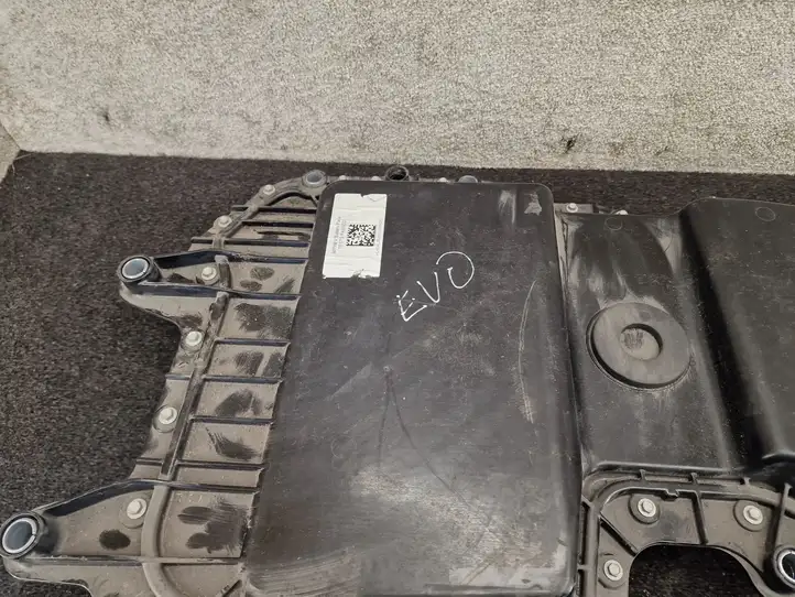 Land Rover Range Rover Evoque (2018 - )  K8D214B227AK  Аккумуляторная батарея гибридного / электрического автомобиля