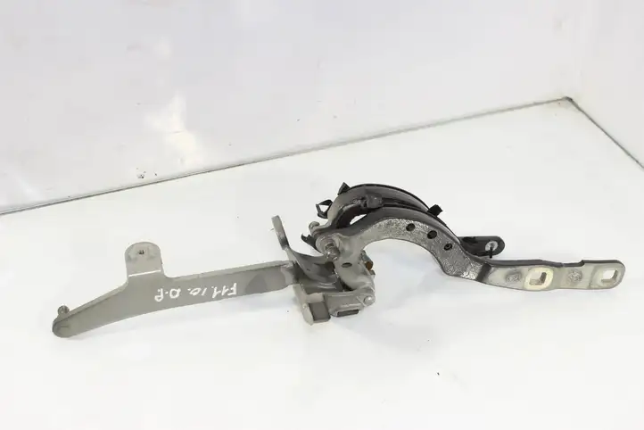 BMW 5 F10 F11 (2009 - 2016) 7205640 Заднее боковое стекло — фото 1