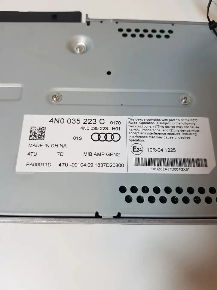 Audi e-tron (2018 - ) 4N0035223C Усилитель звука — фото 6