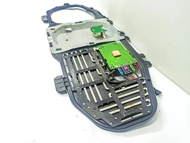 Mercedes-Benz R W251 (2005 - 2013) A2518202275 Усилитель антенны — фото 8