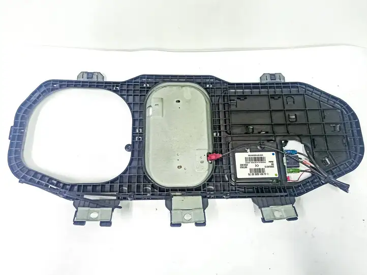 Mercedes-Benz R W251 (2005 - 2013) A2518202275 Усилитель антенны — фото 9
