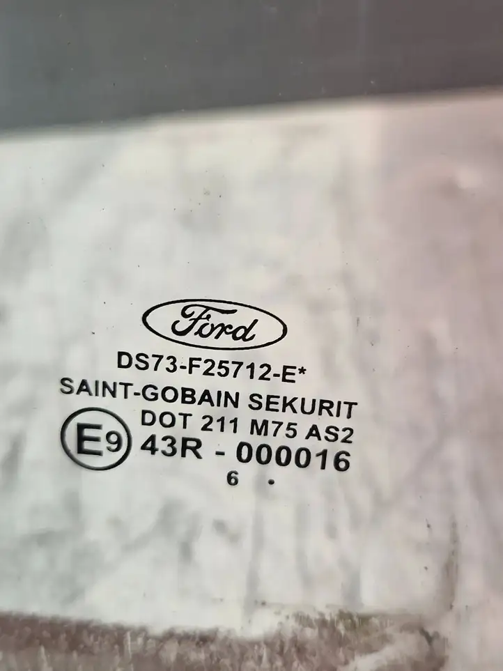 Ford Mondeo MK V (2014 - ) DS73F25712E Стекло задней двери — фото 3