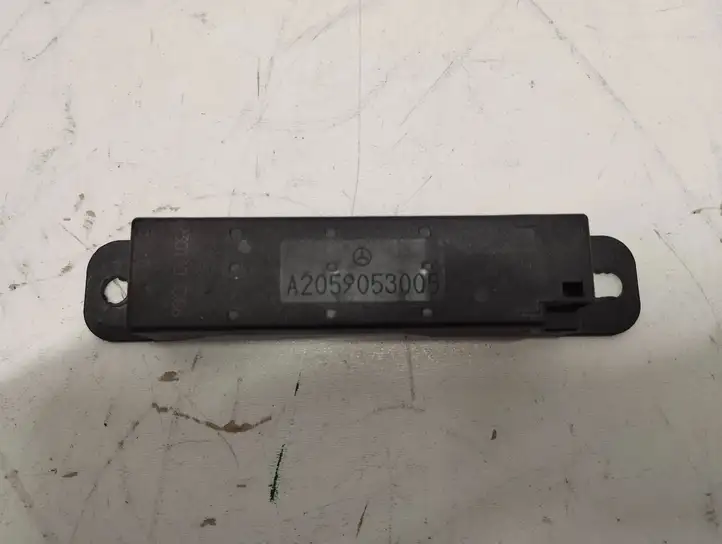 Mercedes-Benz (2014 - 2021) A2059053005 Антенна системы Keyless — фото 6