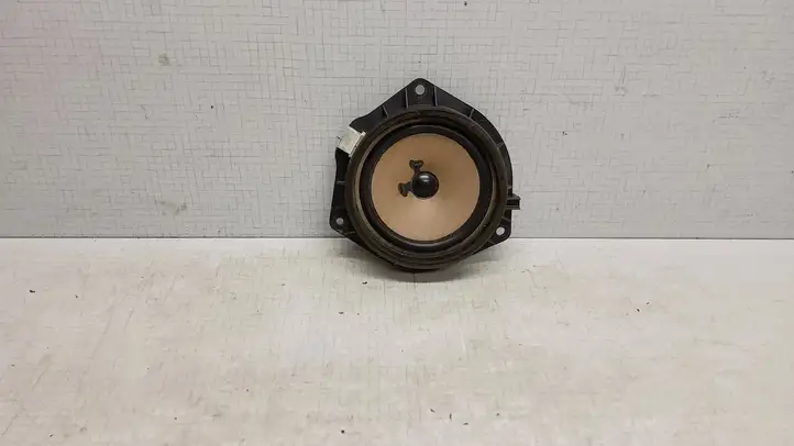Toyota Yaris Verso (1999 - 2005) 8616052030 Динамики передних дверей — фото 1