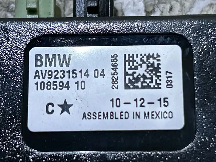 BMW 3 F30 F35 F31 (2012 - 2018) 9231514 Усилитель антенны — фото 3