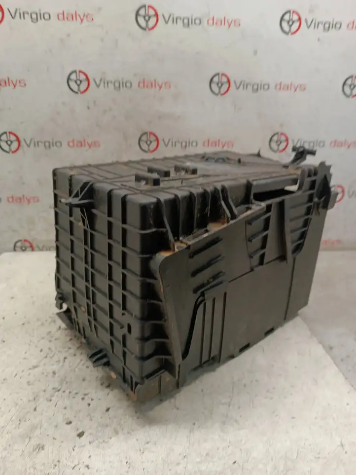 Peugeot 207 (2006 - 2009)  980180188000 Платформа крепления аккумулятора