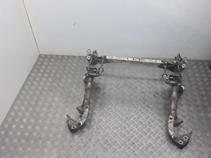 8R0399315G Audi Q5 SQ5 Priekinis traversas