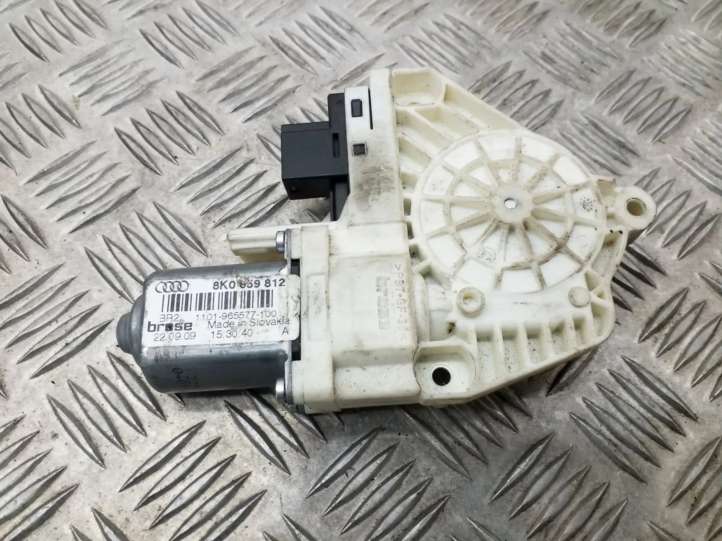 8K0959812 Audi A4 S4 B8 8K Galinis varikliukas langų pakėlėjo