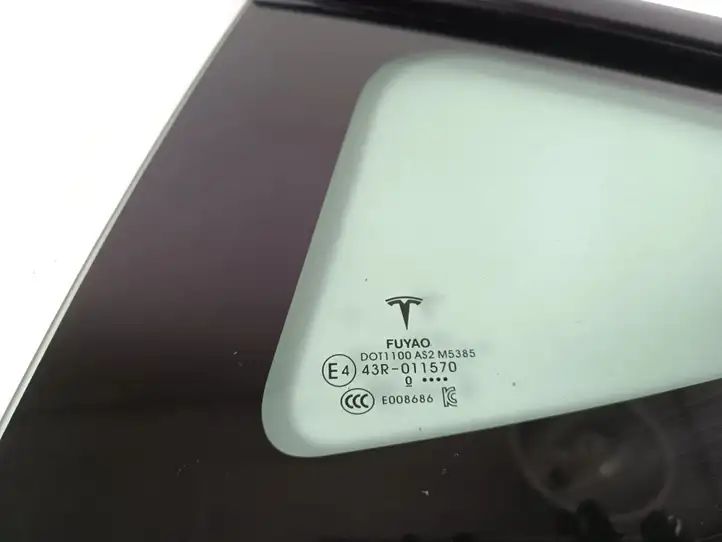 Tesla Model 3 (2017 - 2023) 151497801C Заднее боковое стекло — фото 3