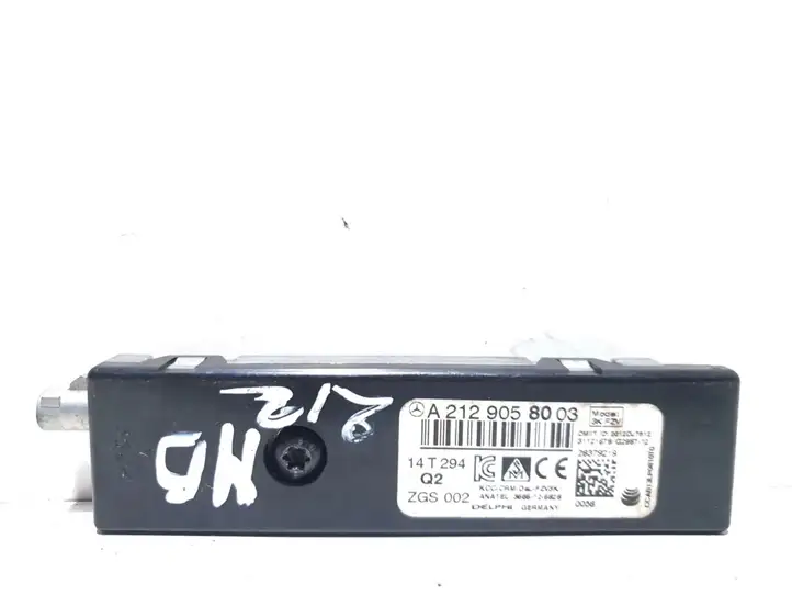 Mercedes-Benz E W212 (2009 - 2016) A2129058003 Усилитель антенны — фото 2