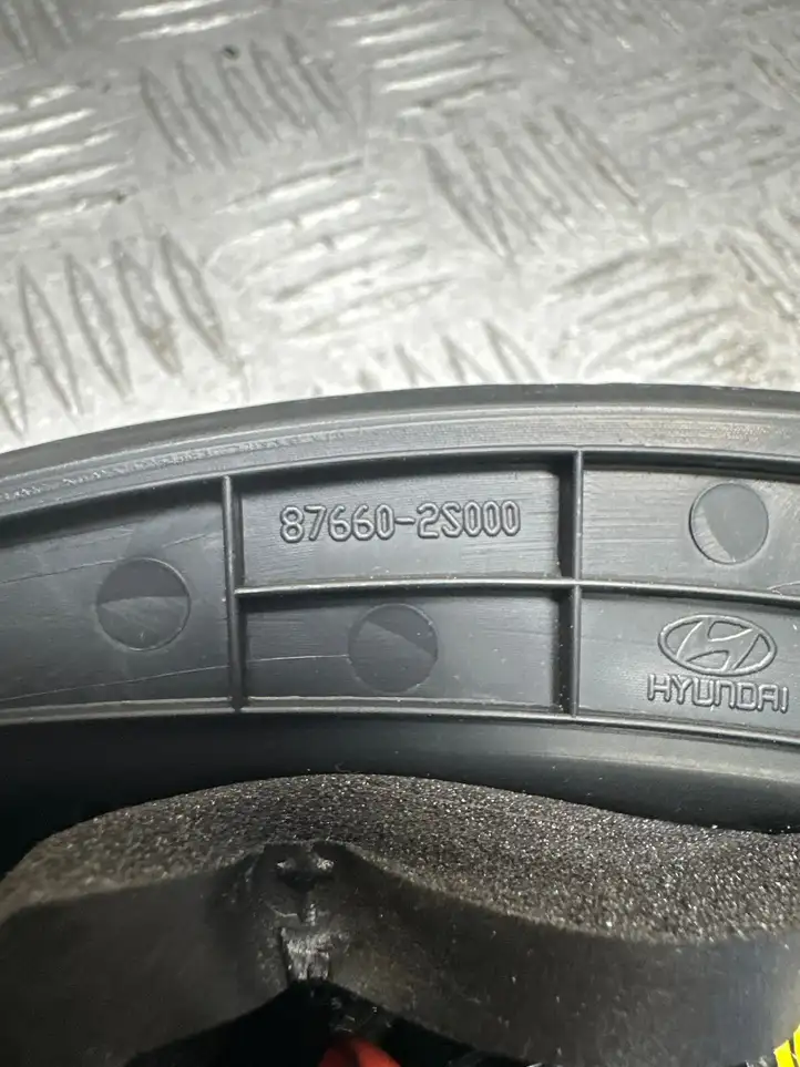 Hyundai ix35 (2013 - 2019) 876602S000 Твитер передней двери — фото 3