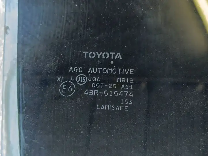 Toyota Mirai (2015 - 2020) 43R010474 Стекло задней двери — фото 3