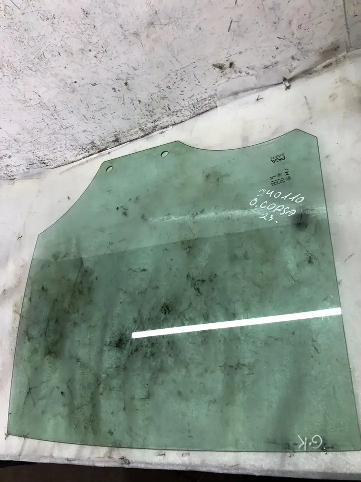 Opel Corsa F (2019 - )  43r00048 Основное стекло задних дверей