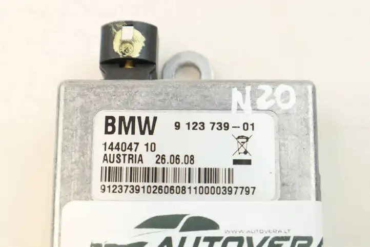 BMW 3 E92 E93 (2005 - 2014) 9123739 Усилитель антенны — фото 2