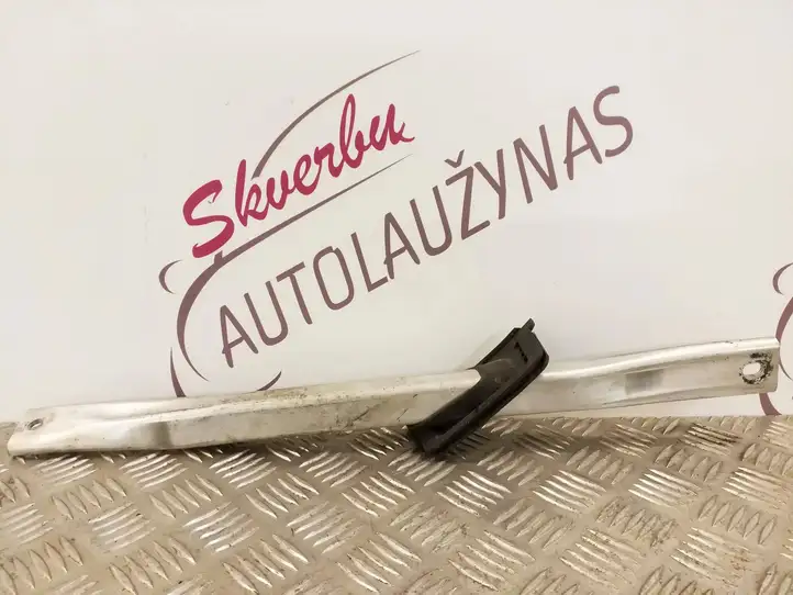 Audi A4 S4 B9 (2015 - 2019) 8W0805646 Прочие детали моторного отсека — фото 3
