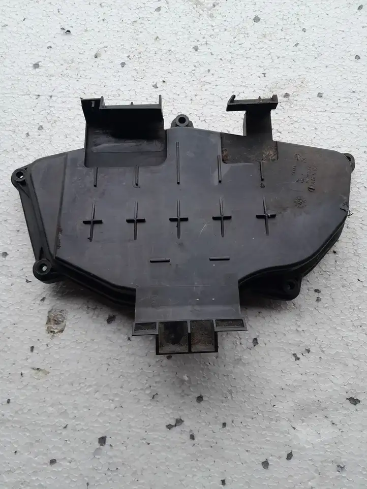 Audi A6 C7 (2011 - 2014) 4G1907613B Крышка ящика предохранителей — фото 1