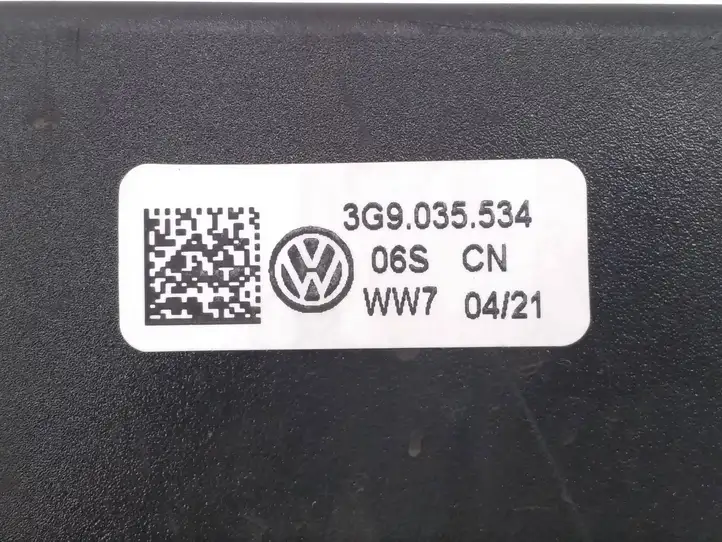 Volkswagen ID.3 (2019 - ) 3G9035534 Усилитель антенны — фото 3