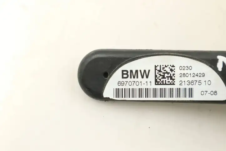 BMW 3 E92 E93 (2005 - 2014) 6970701 Усилитель антенны — фото 2