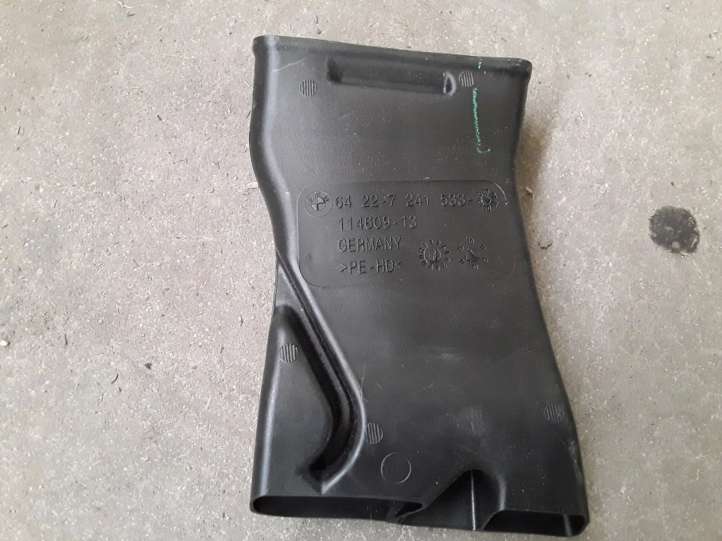 64227241533 BMW 3 F30 F35 F31 Salono oro latakas (-ai)