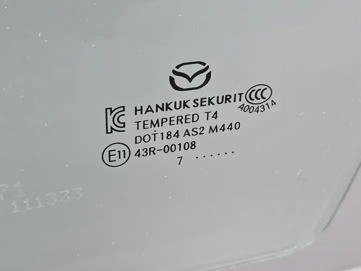 Mazda 3 (2017 - 2019) E1143R00108 Стекло передней двери — фото 5
