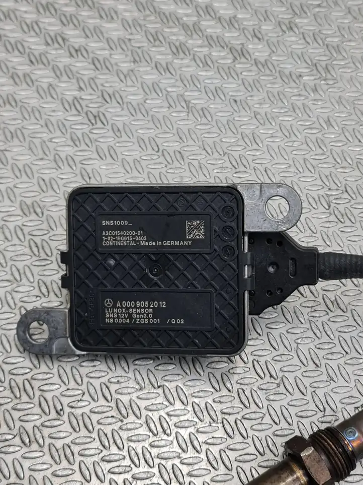 Mercedes-Benz A W177 (2018 - ) A0009052012 Лямбда-зонд — фото 1