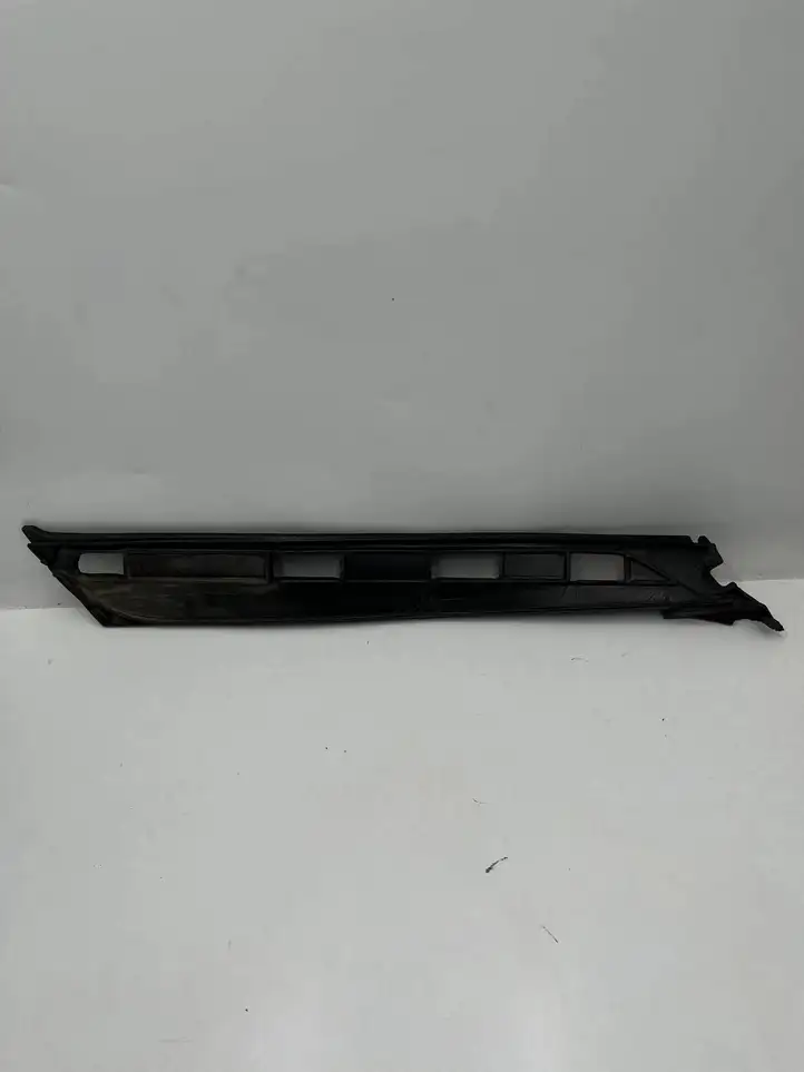 Mini One Cooper Coupe R56 (2004 - 2014) 7146095 Облицовка заднего бокового стекла — фото 1